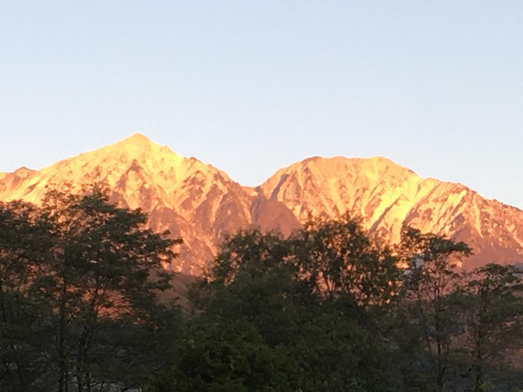 Alpine Wind Bed & Breakfast Hakuba Exterior photo