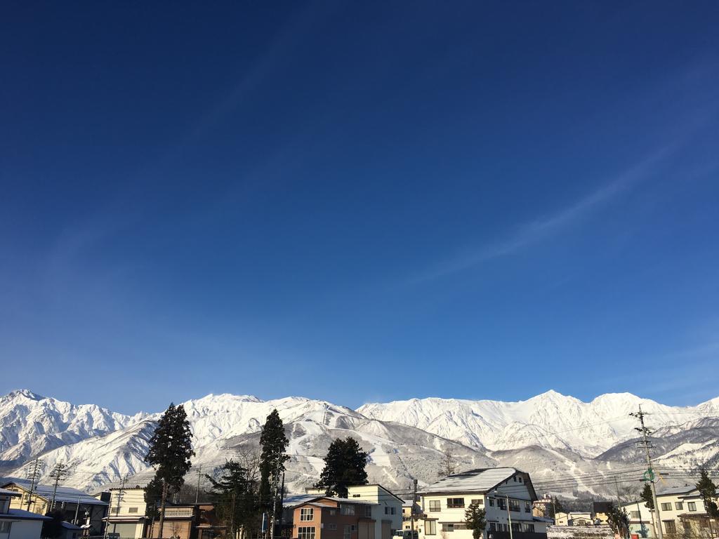 Alpine Wind Bed & Breakfast Hakuba Exterior photo
